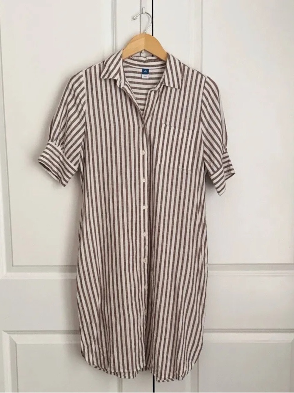 Old Navy White and Tan Striped Midi Shirt Dress - Picture 2 of 4